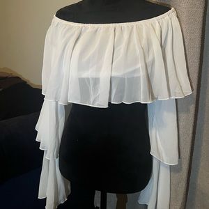 SHEIN L crop top ruffle perfect for rodeo!
